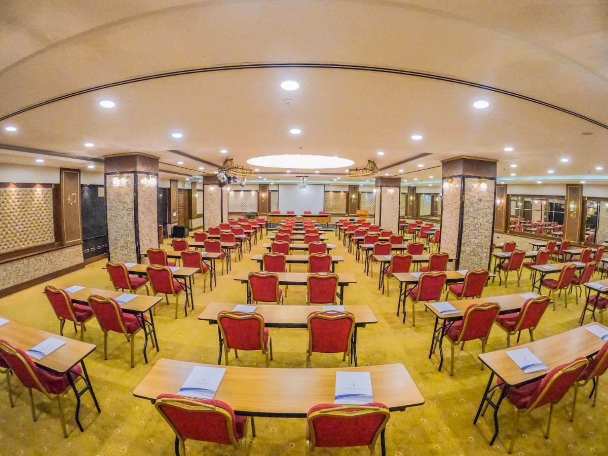 Blueline Hotel Ankara Buitenkant foto